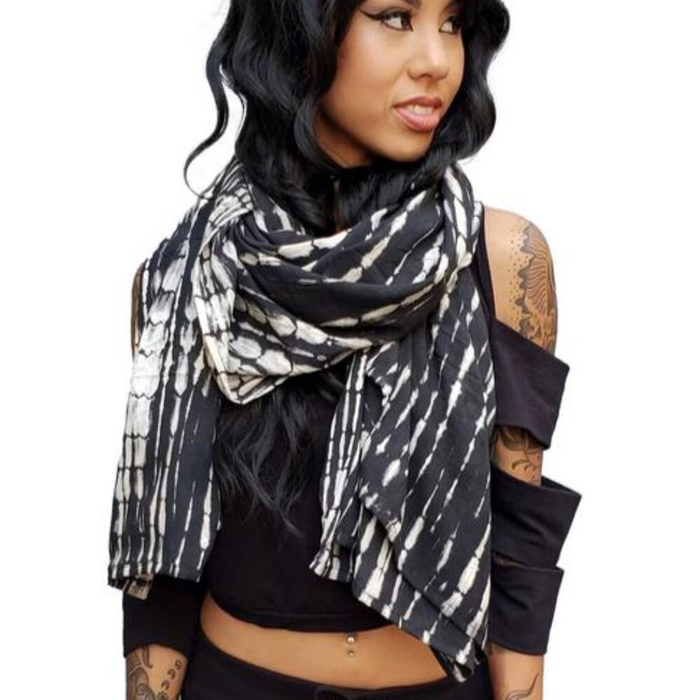 Black and White Oversize Scarf - Festival Scarf by Five and Diamond - NWOT